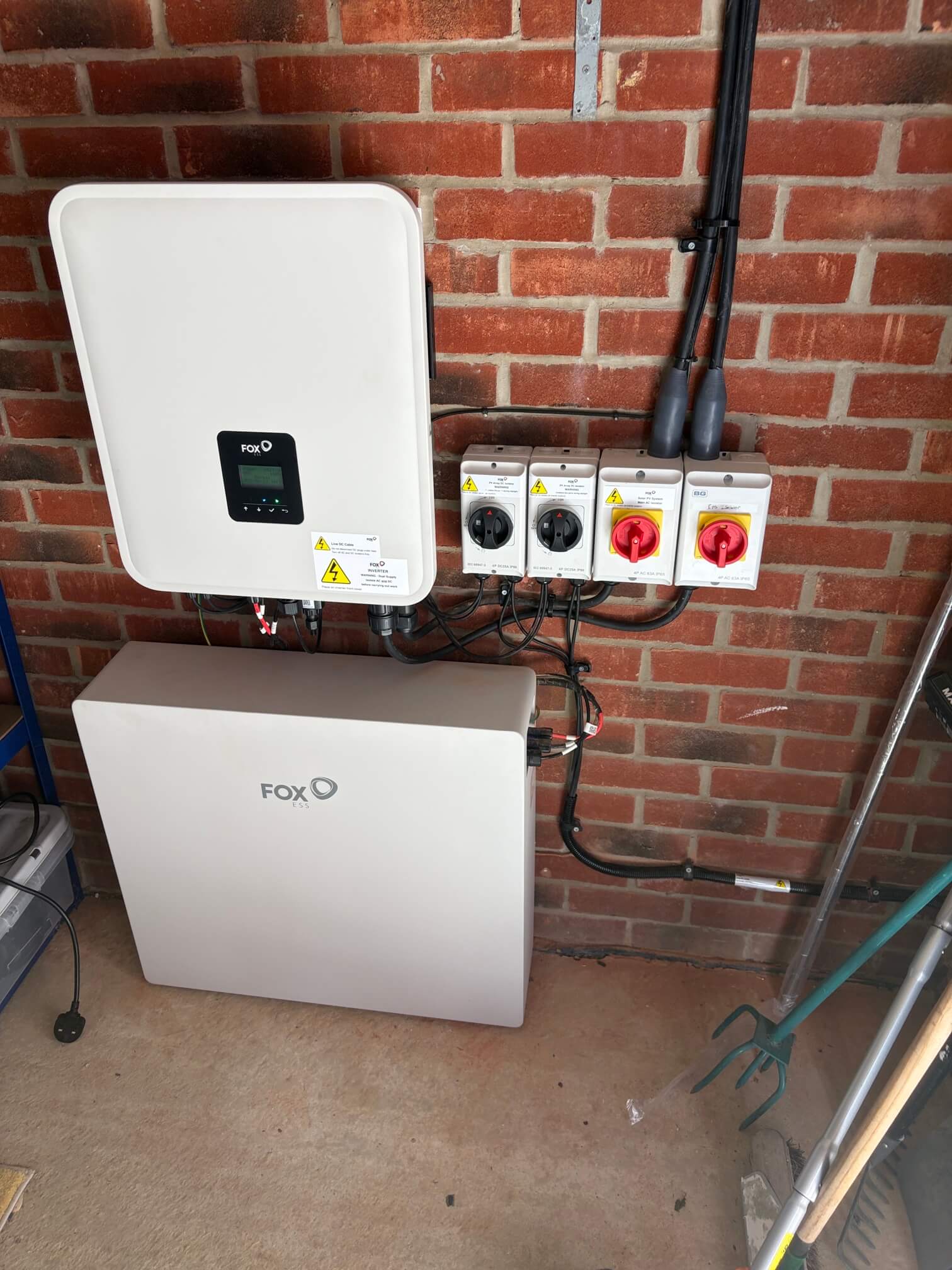 Completed Fox ESS hybrid inverter and battery installation in the garage